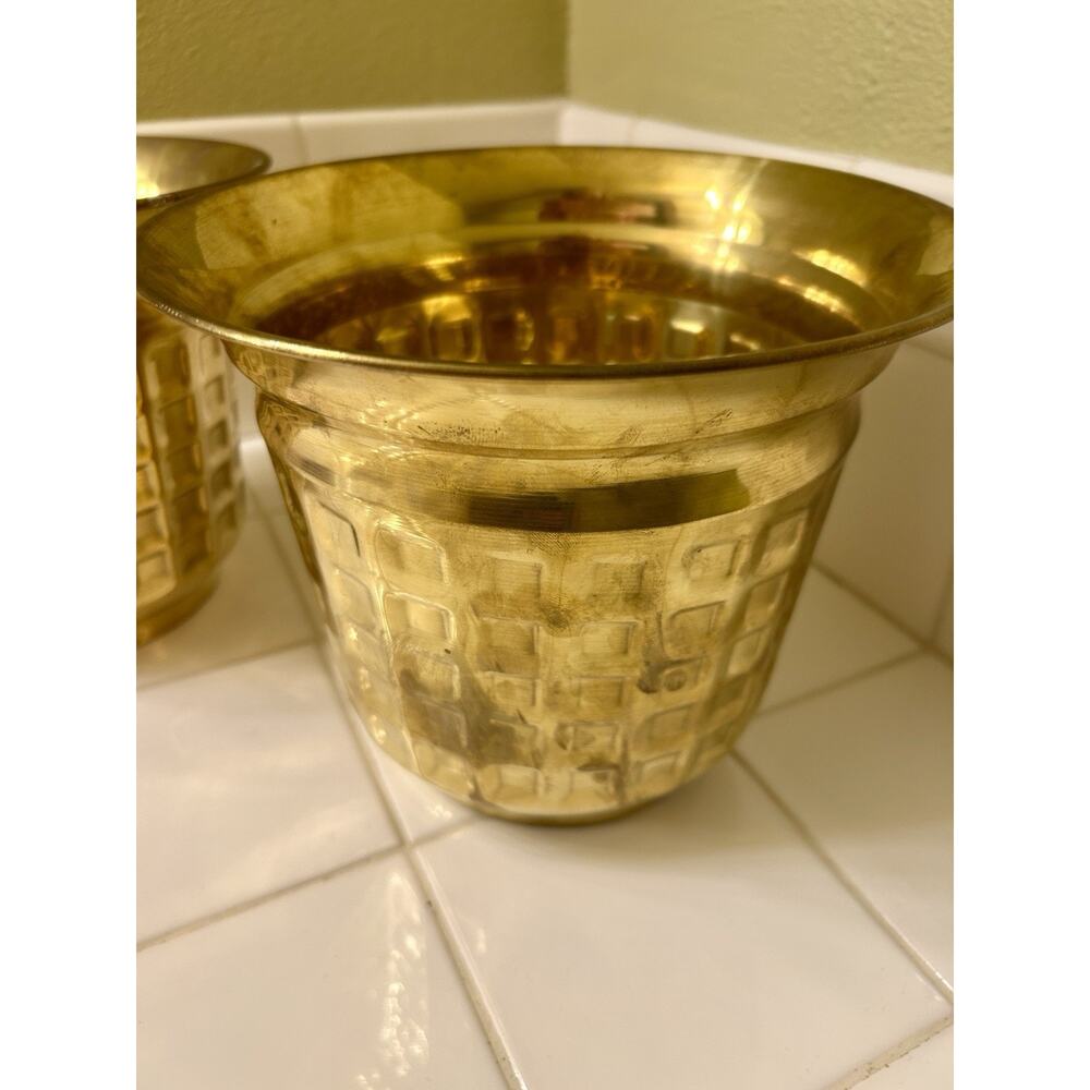Vintage Set Of 2 Brass Planters, Made in India With Square Pattern 7” Tall - Picture 7 of 9